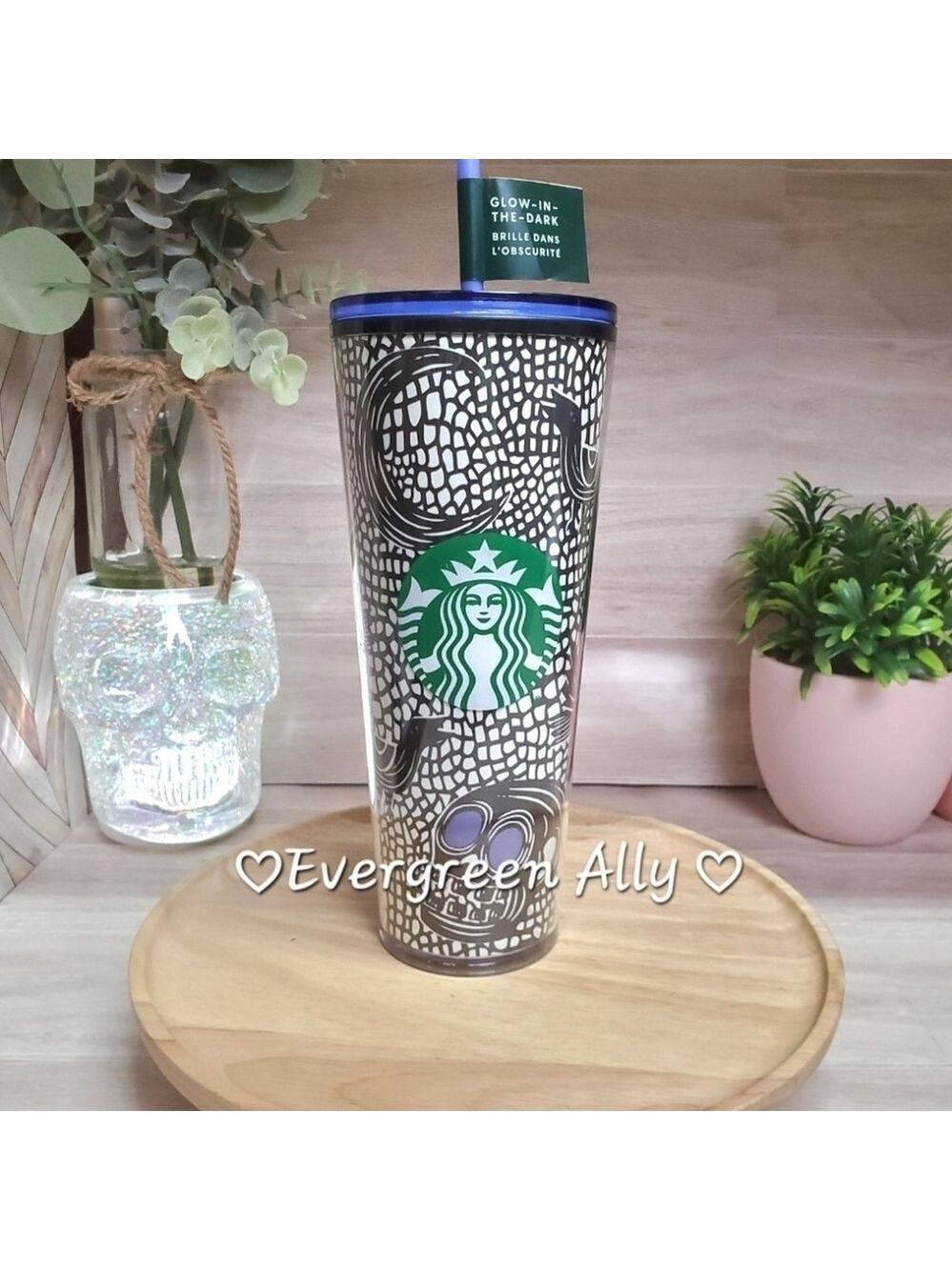 Starbucks Halloween Skull Glow In The Dark Tumbler 24oz Venti NWT